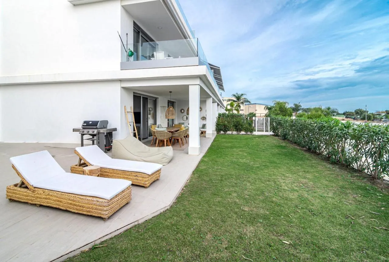 Lm10Bb- Modern Ground Floor Flat In Le Mirage Daire Estepona